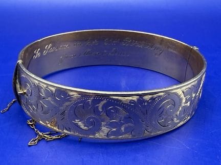 Bracelet vintage L.W. &amp; G. Lagarmic en or 9 ca