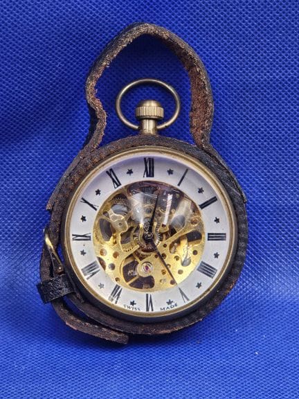 Montre de poche squelette « Swiss Made » avec cadr