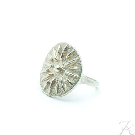 Anello in argento "Vergina Sun" di ZOLOTAS 
La mag