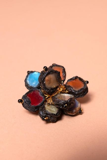 琳·沃特林（Line VAUTRIN，1913-1997）学生的作品
胸针
塔洛塞尔材质与彩色镜面马