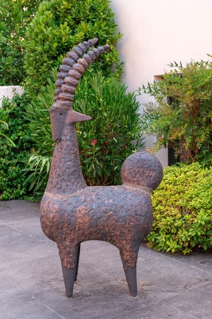 Dominique POUCHAIN (1956) 
Scultura “Cervidé”
Cera