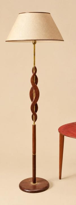 Travail scandinave
Lampadaire
Teck
Modèle créé ver