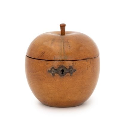 Caja para té de madera de manzano con forma de man