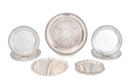 Collection of Silver Plate Circular Trays, 7
Colle