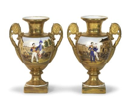 COPPIA DI VASI IN PORCELLANA, FRANCIA XIX SECOLO
D