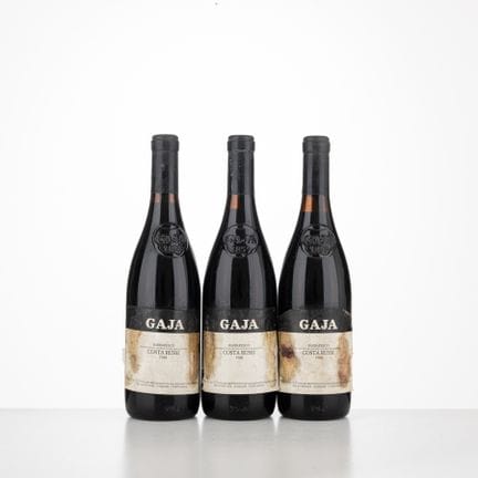 1988年加雅巴尔巴雷斯科科斯塔·鲁西
3瓶（75cl）
液面高度2厘米
酒标有破损