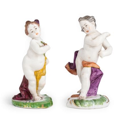 DEUX FIGURINES EN PORCELAINE POLYCHROME, MANUFACTU