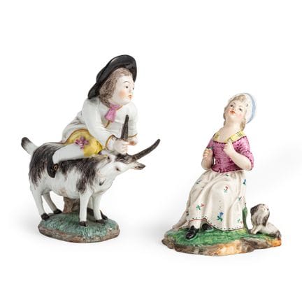 DEUX ENSEMBLES EN PORCELAINE POLYCHROME, MANUFACTU