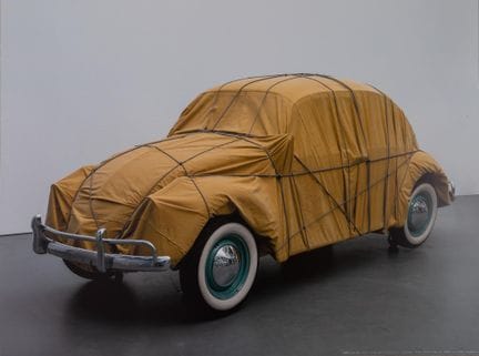 Christo Javacheff et Jeanne-Claude (1935-2020)
Wra