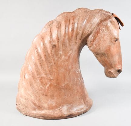 Busto grande de cabeza de caballo ecuestre forrado