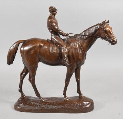 Escultura de bronce de Paul Comolera representando