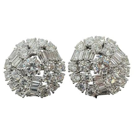 Boucles d’oreilles imposantes Boucheron en or blan