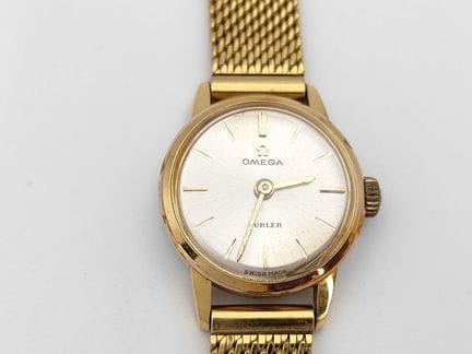 Montre vintage Omega à remontage manuel pour femme