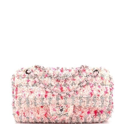 Borsa Chanel Classic Medium a doppia patta  Questa