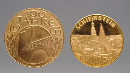 2 medaglie d’oro. Hoechst e Schierstein. Oro giall