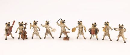 Orchestra di gatti composta da 9 pezzi. Bronzo vie