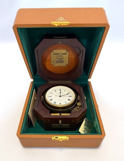 BAUME &amp; MERCIER. Cronometro marino. Quarzo. Gi