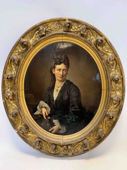 UNSIGNED (XIX). Oval Biedermeier portrait. Portrai