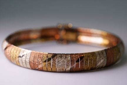 Bracciale tricolore. Oro giallo, bianco e rosa 333