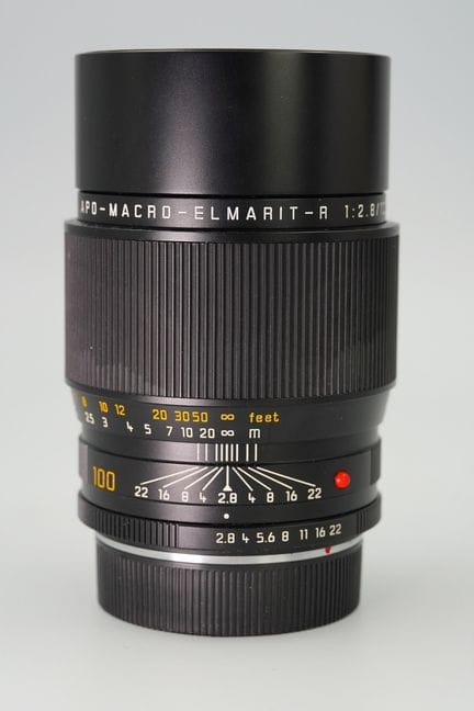 LEICA. 100 mm f/2,8 Macro-Elmarit-R. Obiettivo per
