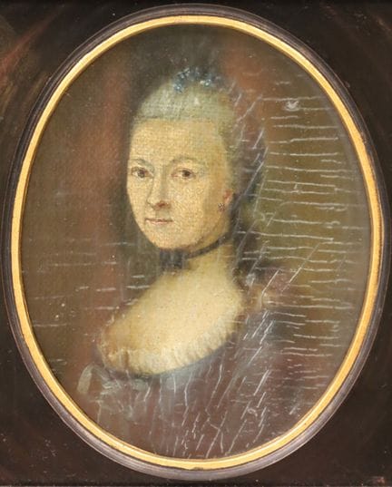 UNSIGNED (XVIII). Miniature portrait of a noblewom