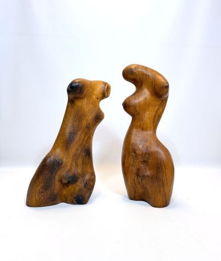 ARTISTA SCONOSCIUTO (XX). Grande scultura in legno