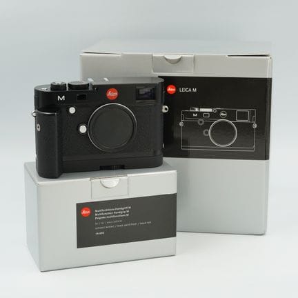 LEICA M (Tipo 240). Fotocamera digitale con mirino