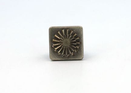 Épingle médaillée d’argent. Jeux olympiques de Mun