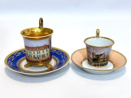 迈森。柏林KPM。2只风景杯。19世纪。一等品+二等品。迈森杯尺寸约为9厘米×8.5厘米（直径）。K