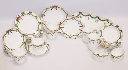 ROYAL COPENHAGEN。24件装“Star Fluted Christmas”咖啡餐具套装