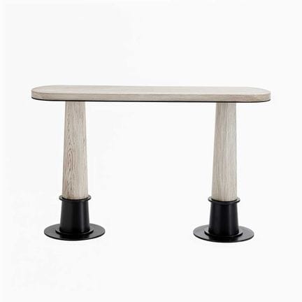ARTERIORS KAMILE 边柜。
尺寸约为宽 136 厘米 × 高 84 厘米 × 深 41