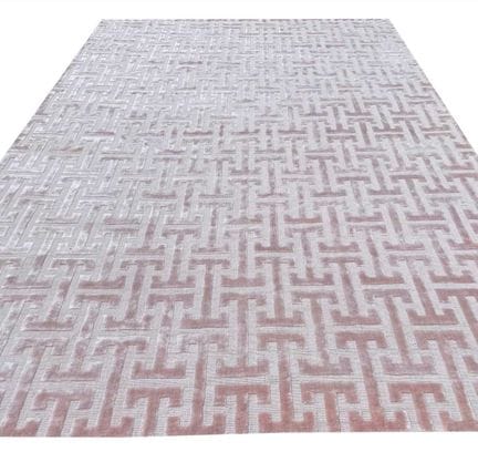 TAPPETO IN SETA E BAMBÙ CON MOTIVI ART DÉCO
295 cm