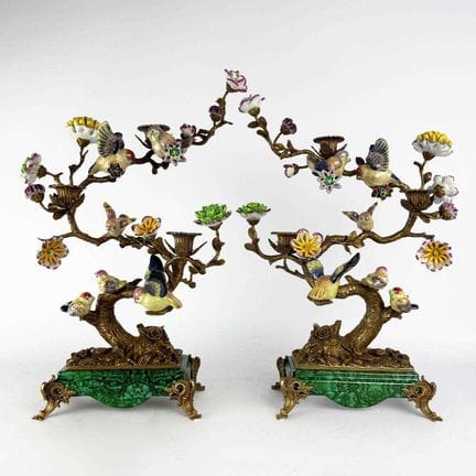 CHANDELIERS « OISEAUX PARMI LES ARBRES », LOT DE 2
