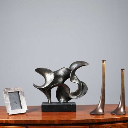 COLLEZIONE DI OGGETTI DI INTERESSE (5)
comprendent
