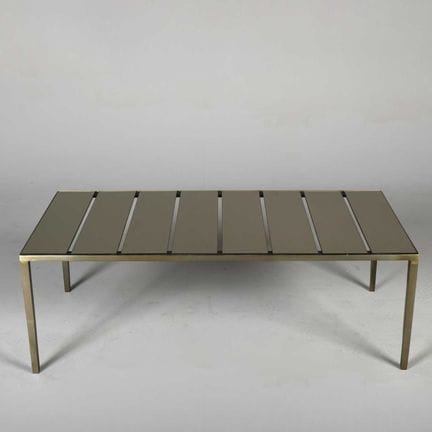ARTERIORS KYRA 鸡尾酒桌
约 40.5 厘米 × 122 厘米 × 61 厘米




