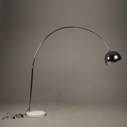 LAMPADAIRE DE STYLE ITALIEN DES ANNÉES 1950
Hauteu