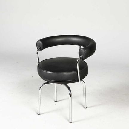 Ispirata a Le Corbusier, Pierre Jeanneret e Charlo
