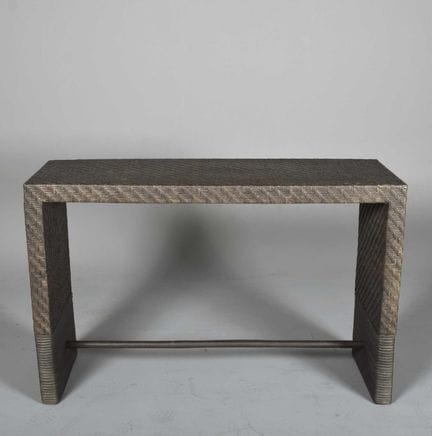 ARTERIORS 荷兰风格边柜
约 84 厘米 × 131 厘米 × 45.5 厘米



按图所