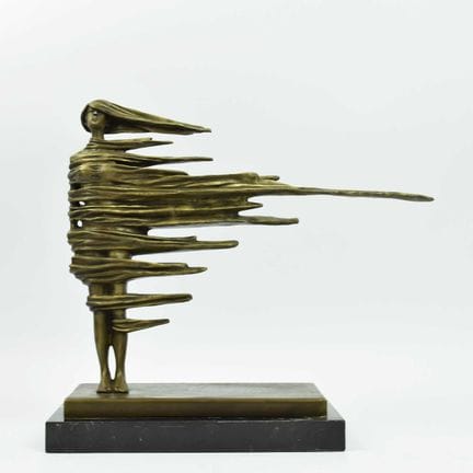STUDIO SCULTORICO CONTEMPORANEO
Ragazza nel vento,