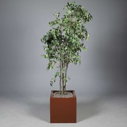 ALBERO ARTIFICIALE
in vaso, altezza circa 225 cm.

