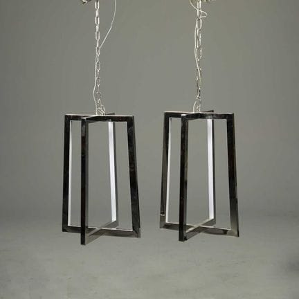 PAIRE DE SUSPENSIONS CHROMÉES
51 cm de hauteur x 3