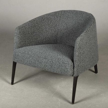 FAUTEUIL REMBOURRÉ EN TISSU BOUCLÉ GRIS
Largeur : 