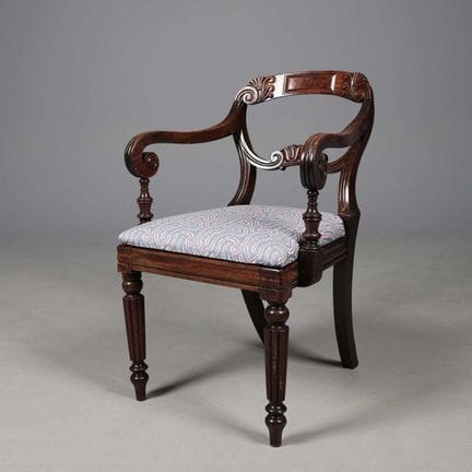 POLTRONA IN MOGANO STILE WILLIAM IV
seduta con mot
