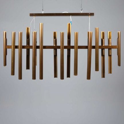 SUSPENSION R V ASTLEY
Largeur : 137 cm environ



