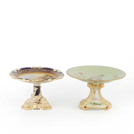 Une tazza MINTON (2) 
ornée d'un oiseau et d'une r