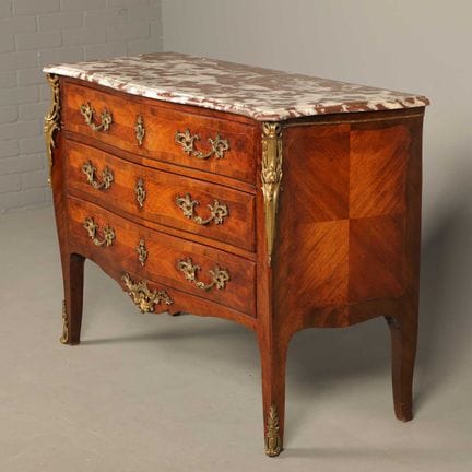 LATE 19TH CENTURY LOUIS XV STYLE COMMODE 
French t
