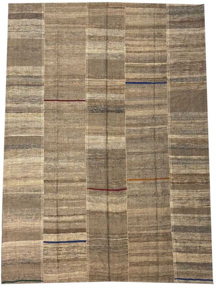 FINE PERSIAN DAMAVAND KILIM 
353cm x 253cm