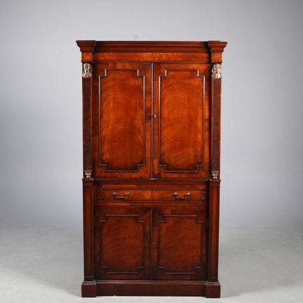 TITCHMARSH AND GOODWIN DRINKS CABINET 
regency sty