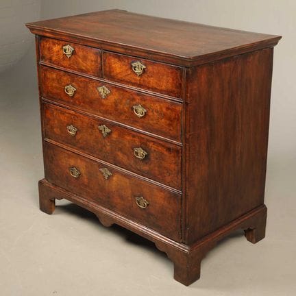 QUEEN ANNE WALNUT CHEST 
five drawers, 91cm H x 97