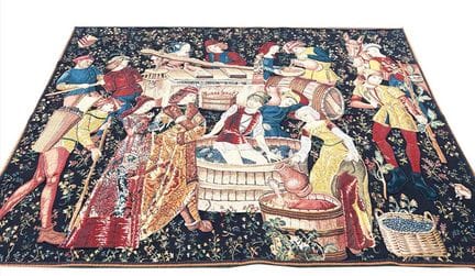 FRENCH MEDIEVAL DESIGN TAPESTRY 
260cm x 190cm